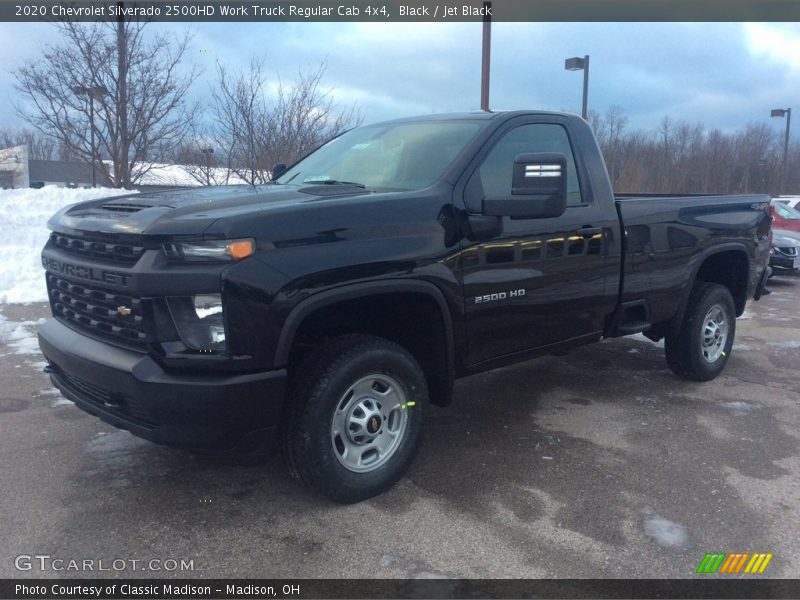 Front 3/4 View of 2020 Silverado 2500HD Work Truck Regular Cab 4x4
