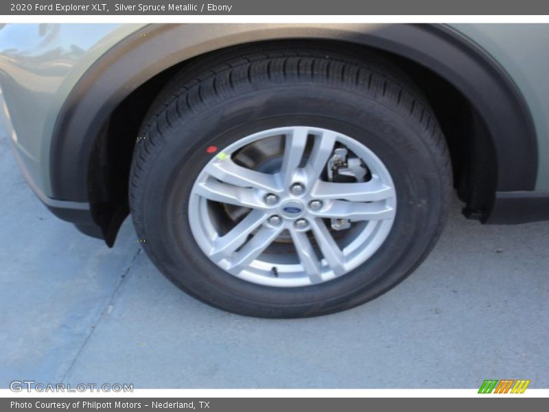 Silver Spruce Metallic / Ebony 2020 Ford Explorer XLT