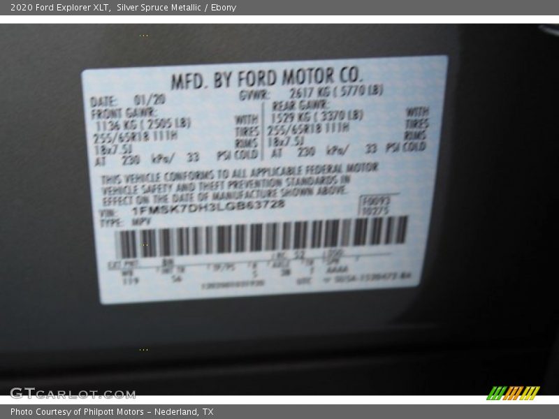 Silver Spruce Metallic / Ebony 2020 Ford Explorer XLT