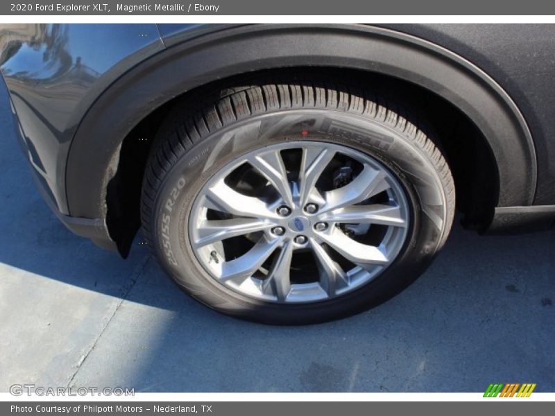 Magnetic Metallic / Ebony 2020 Ford Explorer XLT