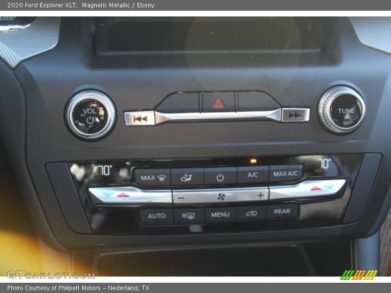 Magnetic Metallic / Ebony 2020 Ford Explorer XLT