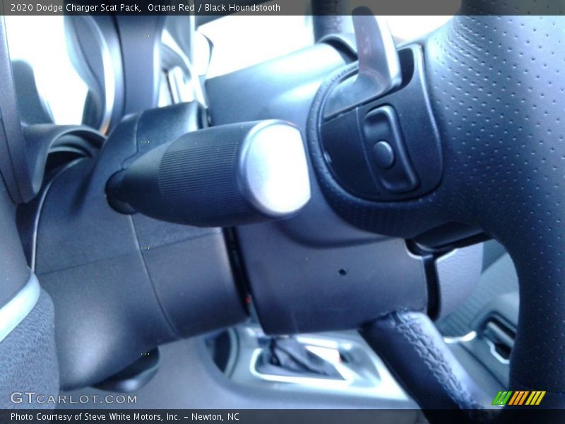 Octane Red / Black Houndstooth 2020 Dodge Charger Scat Pack