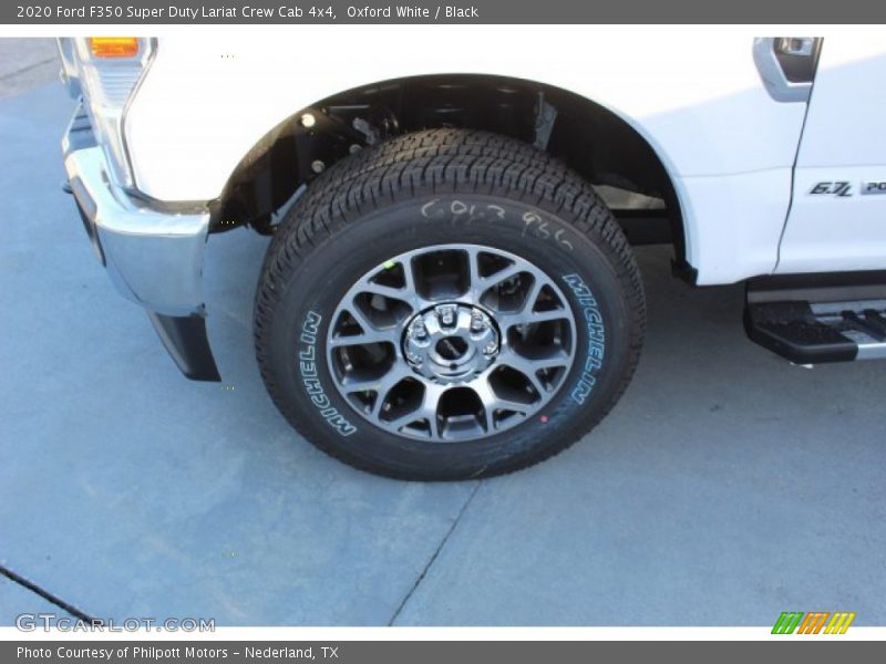 Oxford White / Black 2020 Ford F350 Super Duty Lariat Crew Cab 4x4