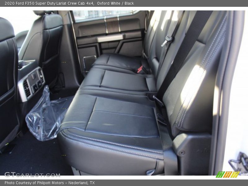 Oxford White / Black 2020 Ford F350 Super Duty Lariat Crew Cab 4x4