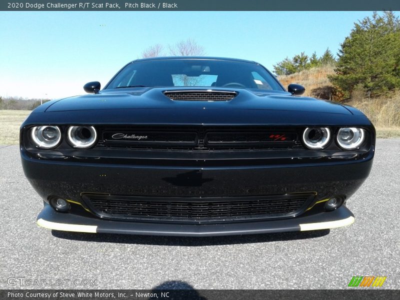 Pitch Black / Black 2020 Dodge Challenger R/T Scat Pack