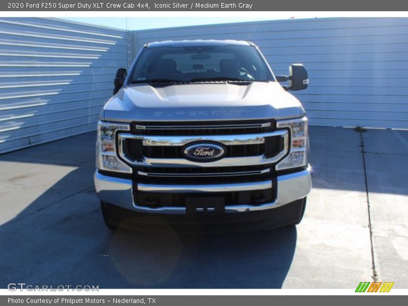 Iconic Silver / Medium Earth Gray 2020 Ford F250 Super Duty XLT Crew Cab 4x4