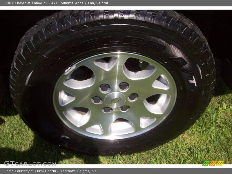 Summit White / Tan/Neutral 2004 Chevrolet Tahoe Z71 4x4