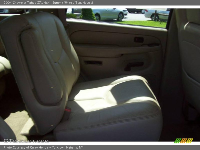 Summit White / Tan/Neutral 2004 Chevrolet Tahoe Z71 4x4