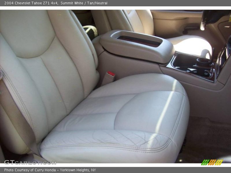 Summit White / Tan/Neutral 2004 Chevrolet Tahoe Z71 4x4