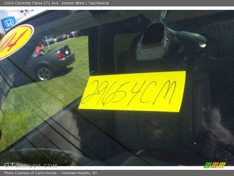 Summit White / Tan/Neutral 2004 Chevrolet Tahoe Z71 4x4