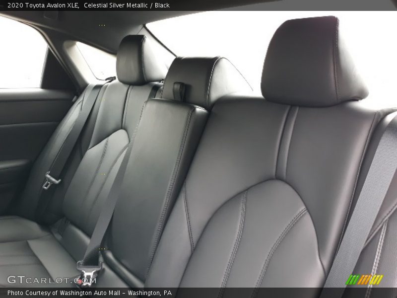 Celestial Silver Metallic / Black 2020 Toyota Avalon XLE