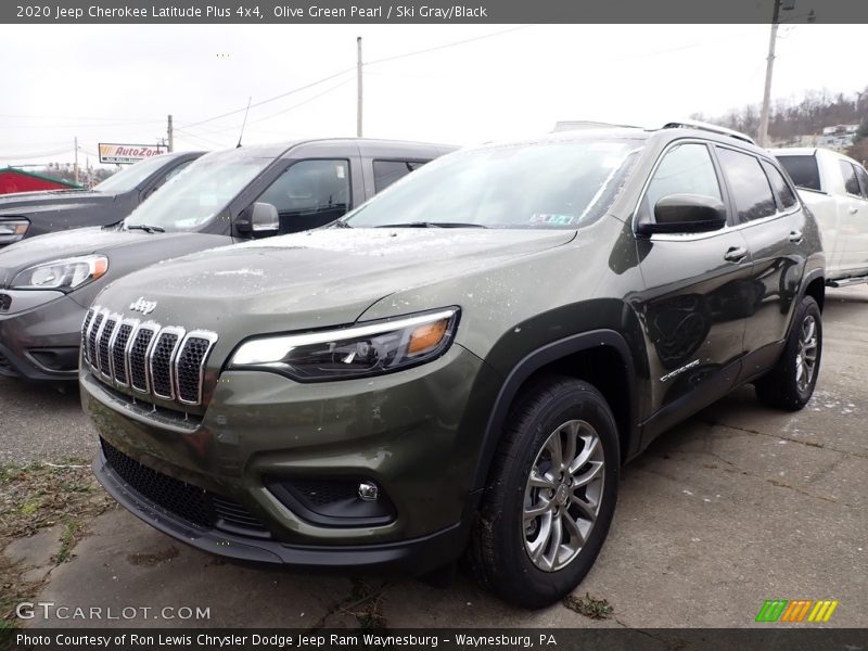 Olive Green Pearl / Ski Gray/Black 2020 Jeep Cherokee Latitude Plus 4x4