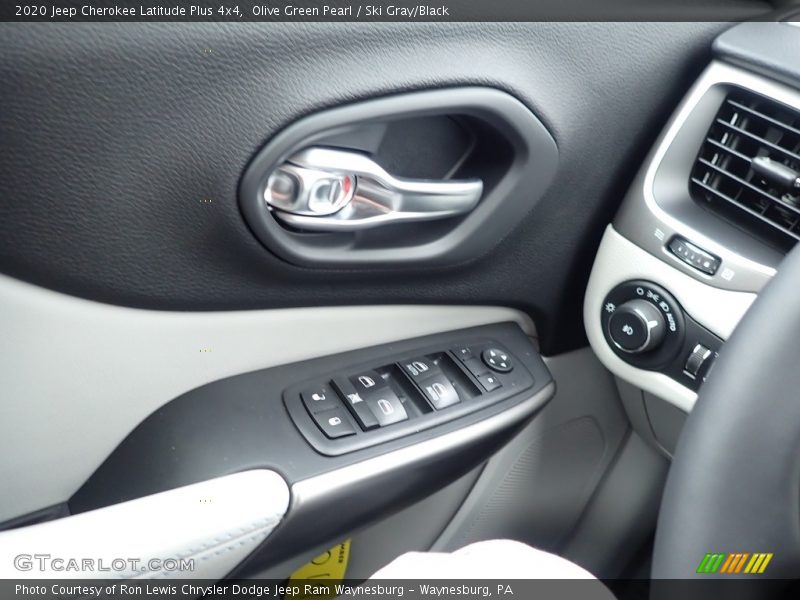 Olive Green Pearl / Ski Gray/Black 2020 Jeep Cherokee Latitude Plus 4x4