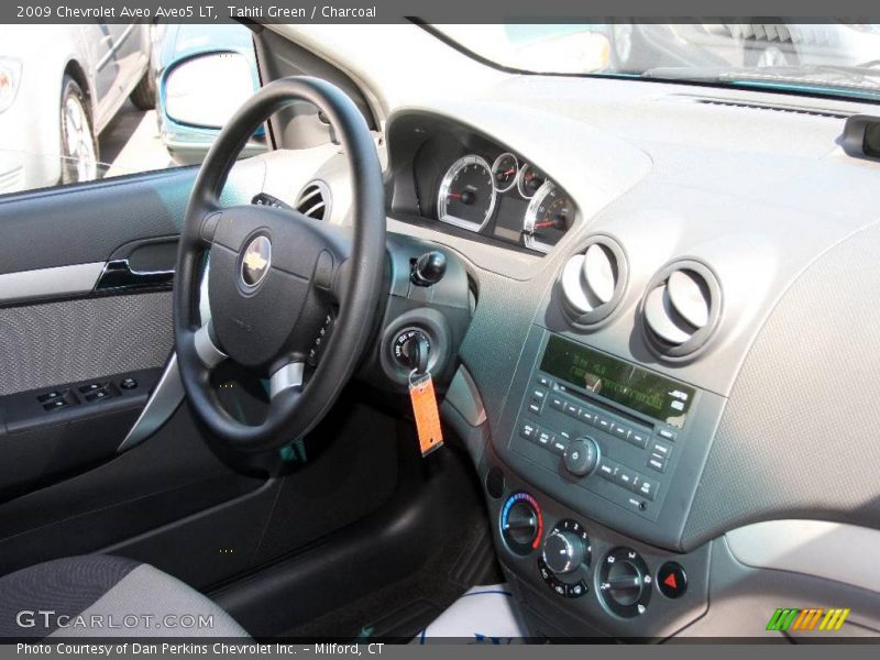 Tahiti Green / Charcoal 2009 Chevrolet Aveo Aveo5 LT