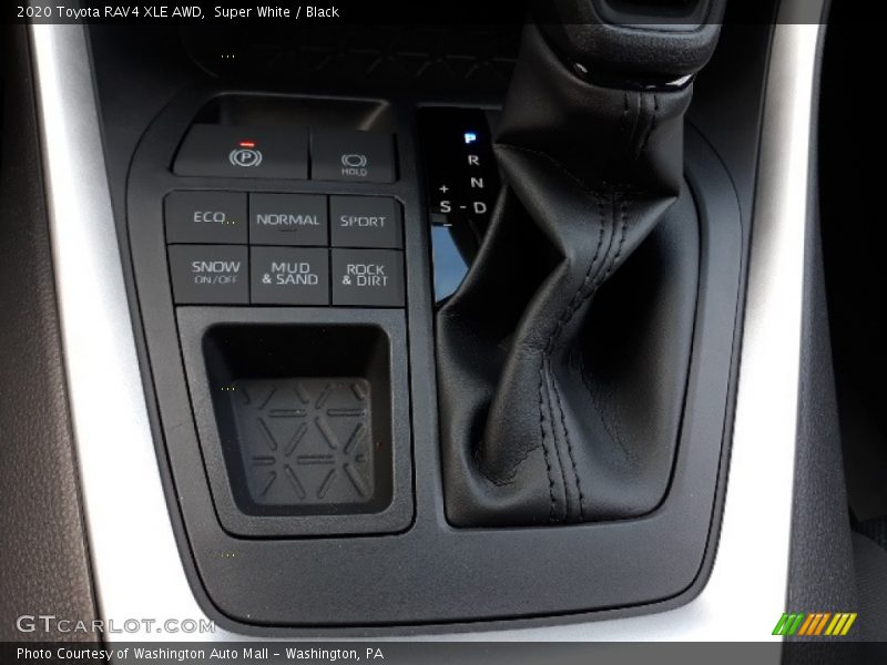 Super White / Black 2020 Toyota RAV4 XLE AWD