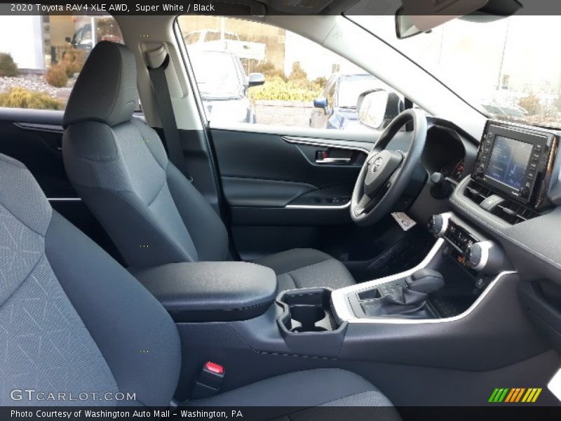 Super White / Black 2020 Toyota RAV4 XLE AWD