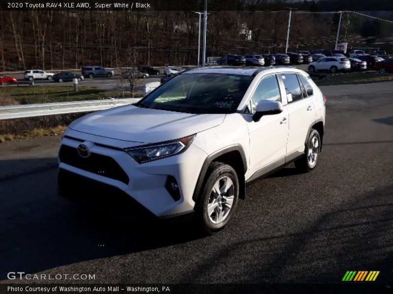 Super White / Black 2020 Toyota RAV4 XLE AWD
