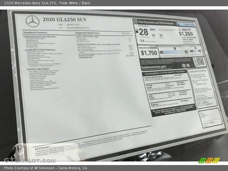 Polar White / Black 2020 Mercedes-Benz GLA 250