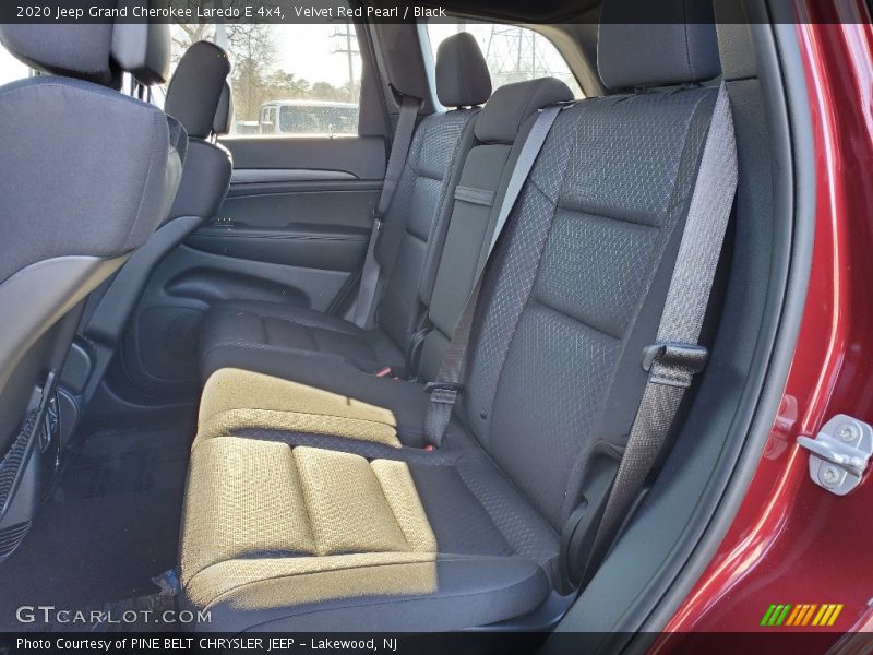 Velvet Red Pearl / Black 2020 Jeep Grand Cherokee Laredo E 4x4