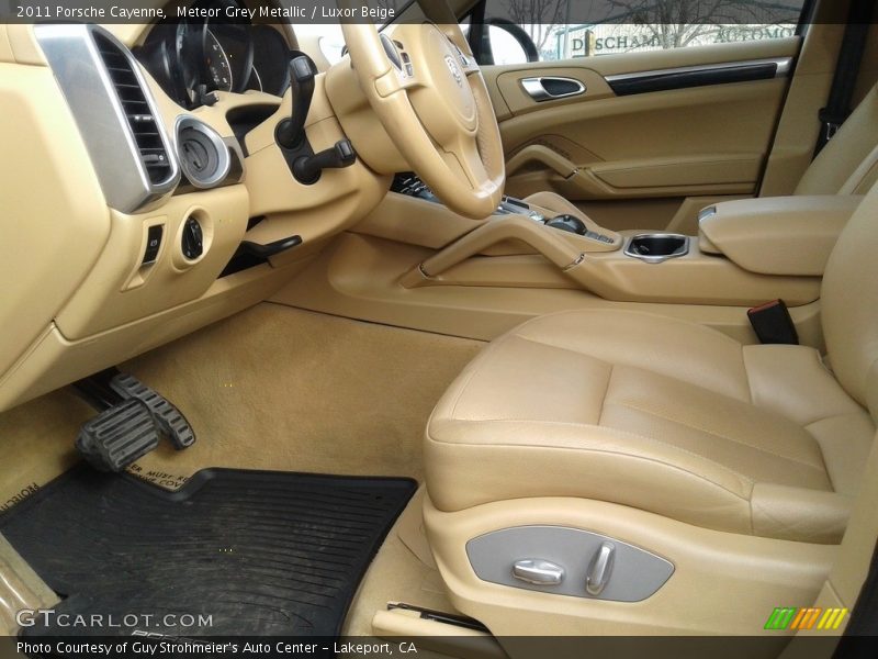 Meteor Grey Metallic / Luxor Beige 2011 Porsche Cayenne