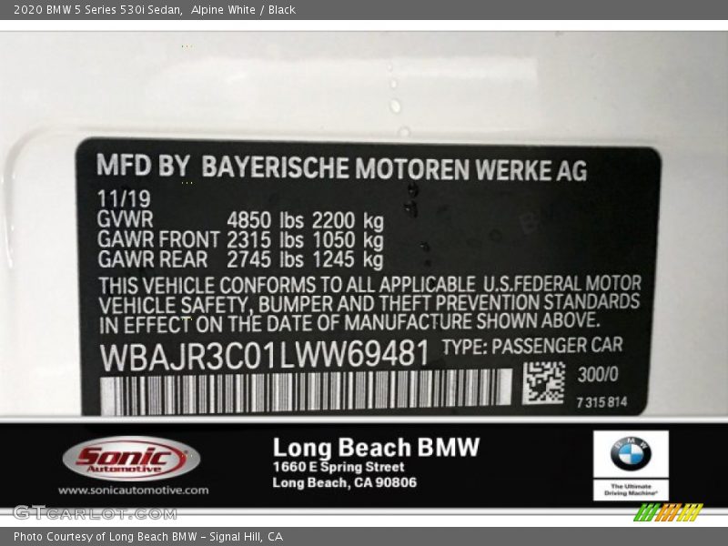 Alpine White / Black 2020 BMW 5 Series 530i Sedan