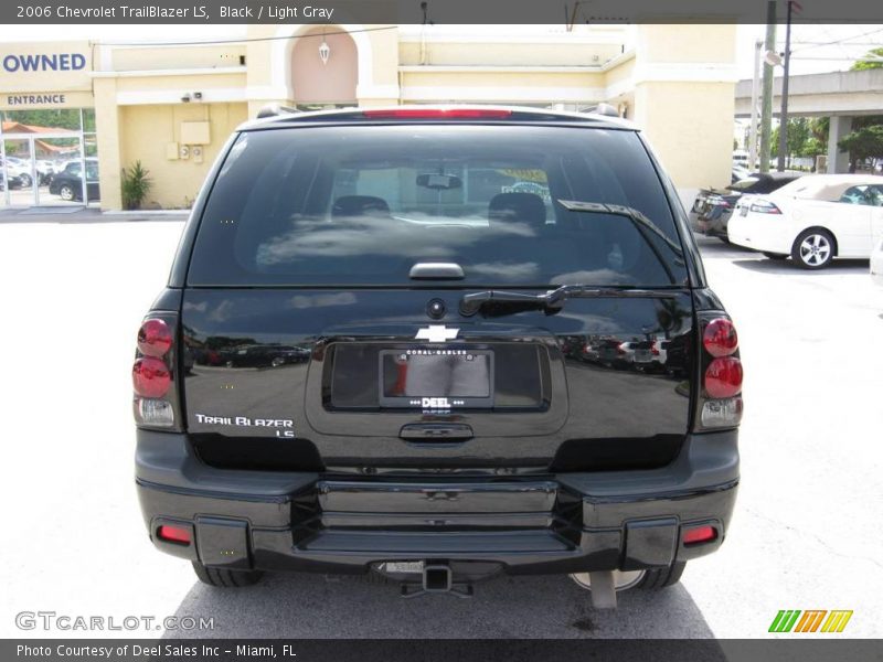 Black / Light Gray 2006 Chevrolet TrailBlazer LS