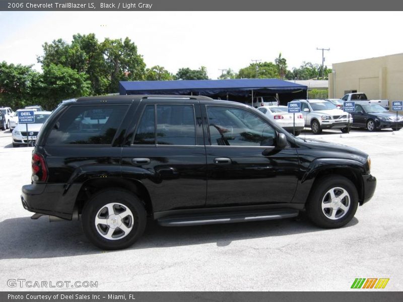 Black / Light Gray 2006 Chevrolet TrailBlazer LS