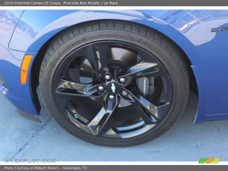 Riverside Blue Metallic / Jet Black 2019 Chevrolet Camaro SS Coupe