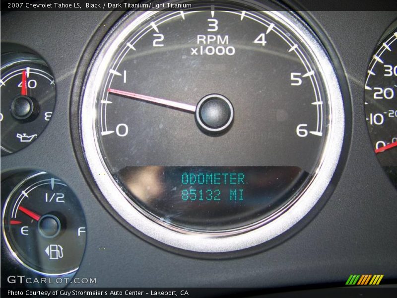 Black / Dark Titanium/Light Titanium 2007 Chevrolet Tahoe LS