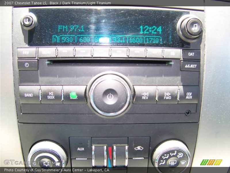 Black / Dark Titanium/Light Titanium 2007 Chevrolet Tahoe LS
