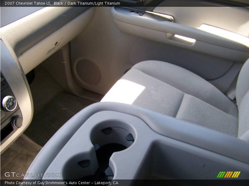 Black / Dark Titanium/Light Titanium 2007 Chevrolet Tahoe LS