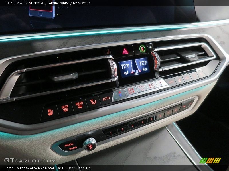 Controls of 2019 X7 xDrive50i