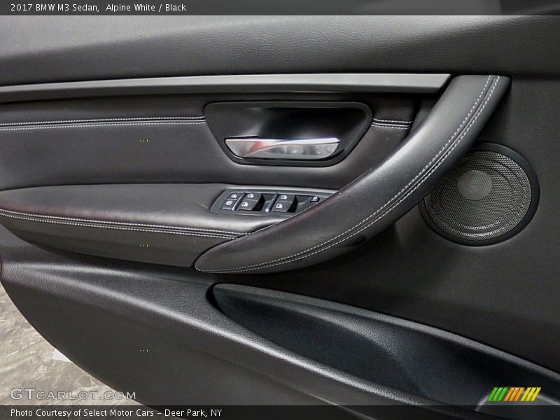 Door Panel of 2017 M3 Sedan