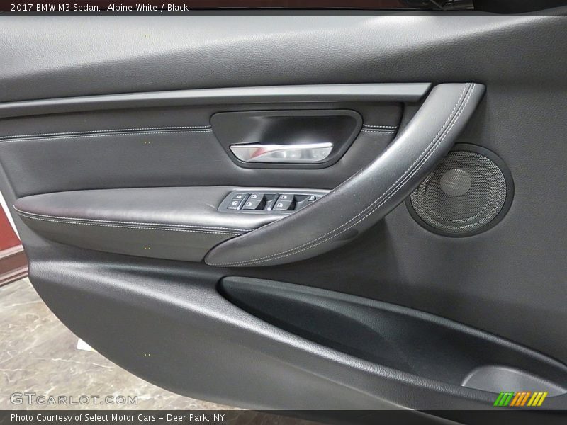 Door Panel of 2017 M3 Sedan