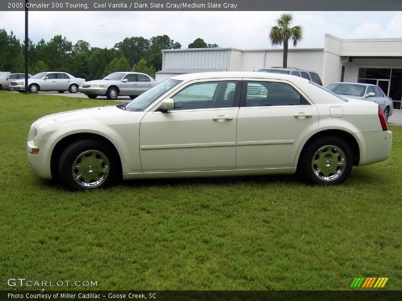 Cool Vanilla / Dark Slate Gray/Medium Slate Gray 2005 Chrysler 300 Touring