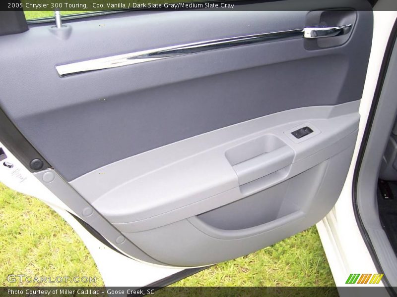 Cool Vanilla / Dark Slate Gray/Medium Slate Gray 2005 Chrysler 300 Touring