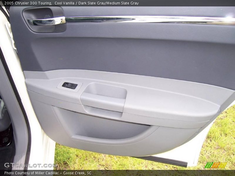 Cool Vanilla / Dark Slate Gray/Medium Slate Gray 2005 Chrysler 300 Touring
