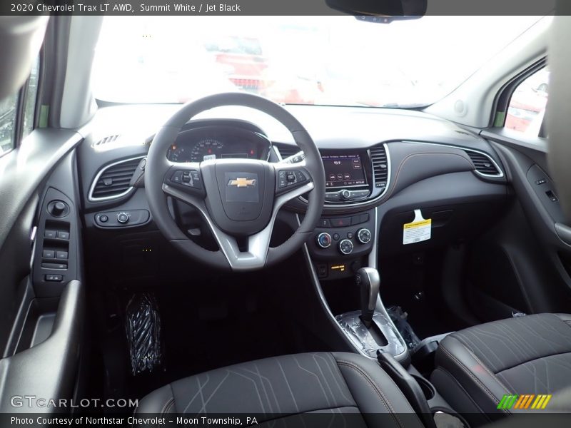 Summit White / Jet Black 2020 Chevrolet Trax LT AWD
