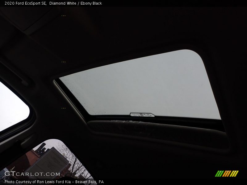 Diamond White / Ebony Black 2020 Ford EcoSport SE