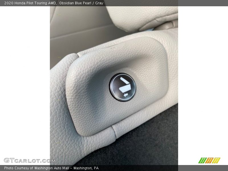 Obsidian Blue Pearl / Gray 2020 Honda Pilot Touring AWD