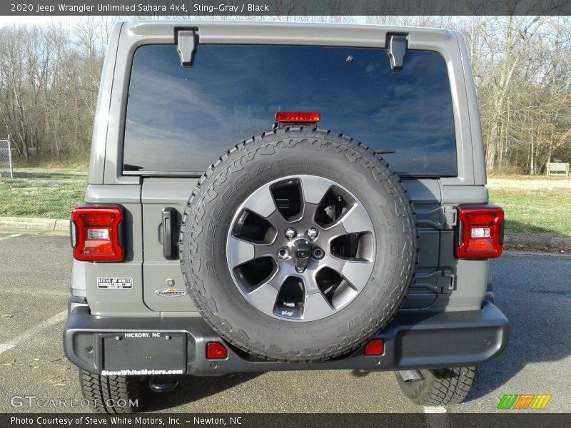  2020 Wrangler Unlimited Sahara 4x4 Wheel