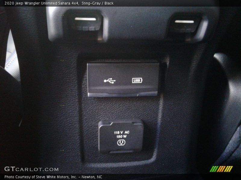 Sting-Gray / Black 2020 Jeep Wrangler Unlimited Sahara 4x4