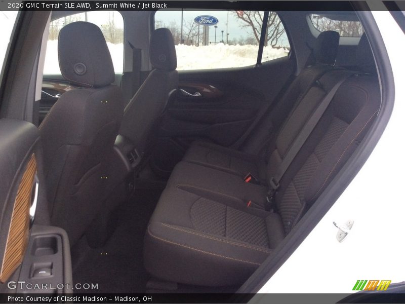 Summit White / Jet Black 2020 GMC Terrain SLE AWD