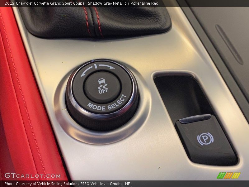 Shadow Gray Metallic / Adrenaline Red 2019 Chevrolet Corvette Grand Sport Coupe