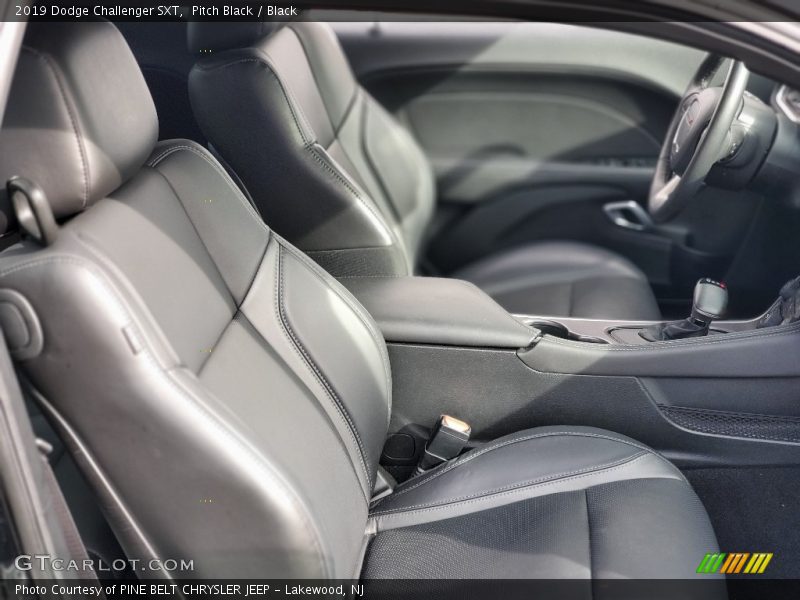 Pitch Black / Black 2019 Dodge Challenger SXT
