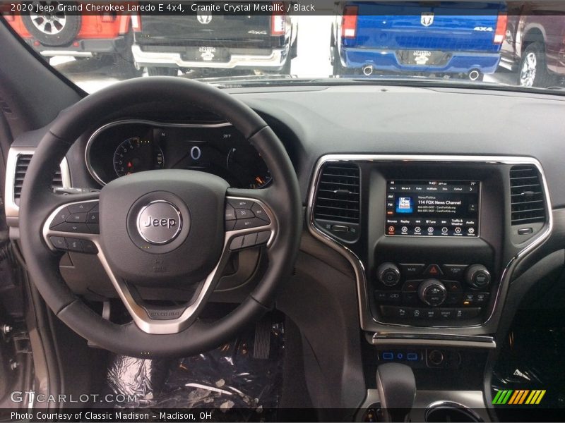 Granite Crystal Metallic / Black 2020 Jeep Grand Cherokee Laredo E 4x4