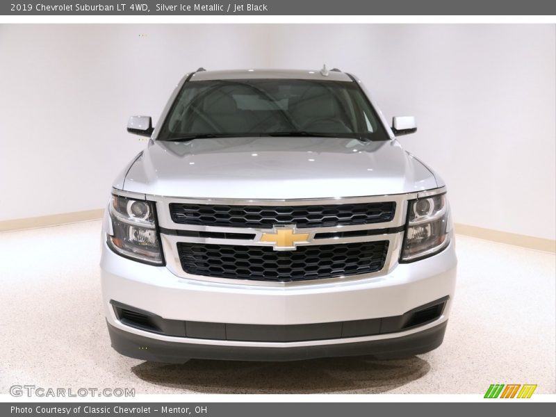 Silver Ice Metallic / Jet Black 2019 Chevrolet Suburban LT 4WD