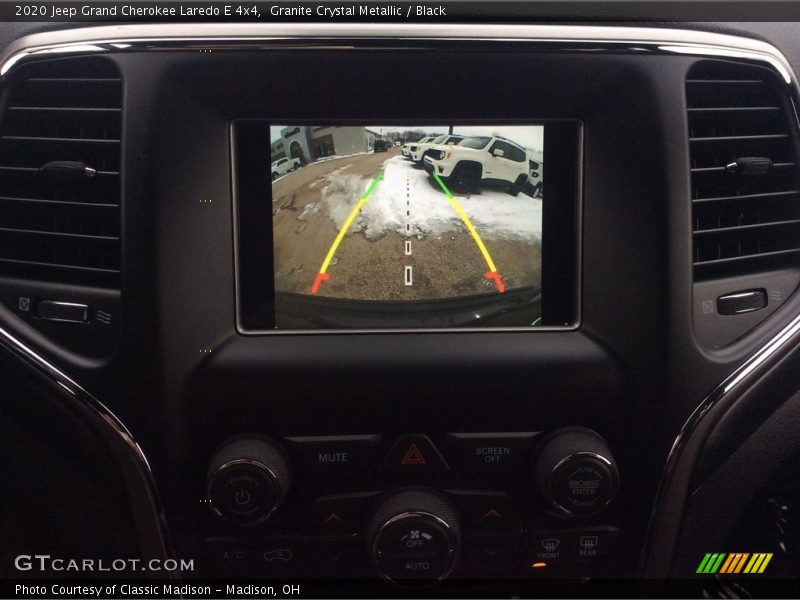 Granite Crystal Metallic / Black 2020 Jeep Grand Cherokee Laredo E 4x4