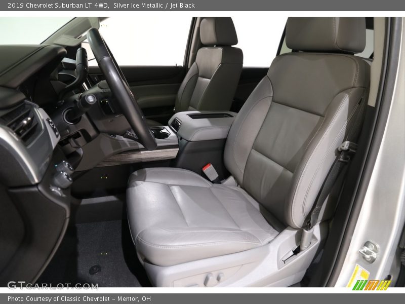 Silver Ice Metallic / Jet Black 2019 Chevrolet Suburban LT 4WD