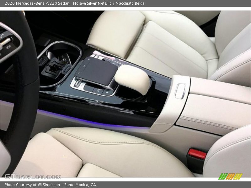 Mojave Silver Metallic / Macchiato Beige 2020 Mercedes-Benz A 220 Sedan